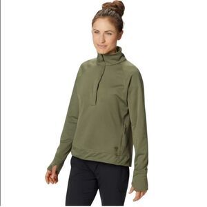 Mountain Hardwear Women's Green Sweatshirt